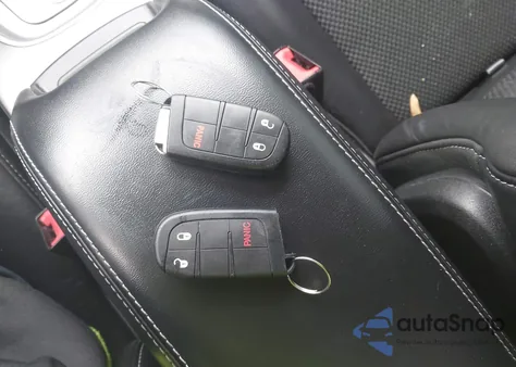 2017 Dodge Journey Crossroad Plus из США, поврежденный, VIN 3C4PDCGG2HT625800